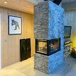 Mountain With Sauna, Jacuzzi And Views Сasa de vacaciones Nord Torpa