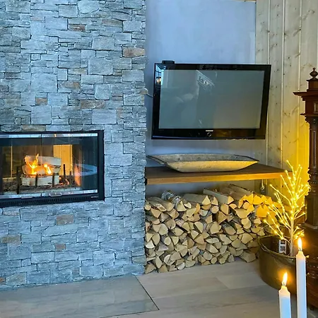 Tatil Evi Mountain Cabin With Sauna, Jacuzzi And Views *